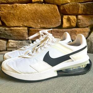 Nike Air Max Pre-day Sneaker